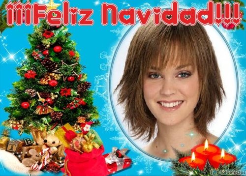 Tarjeta online con un Árbol de Navidad y tres velas dibujadas para colocar tu foto y un texto